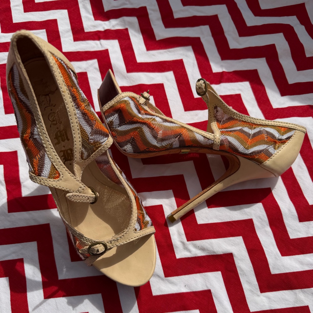 Lamb heels